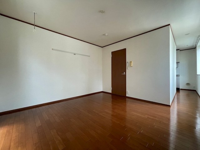 (居間)