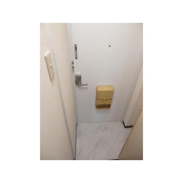 ※別部屋参考写真(玄関)