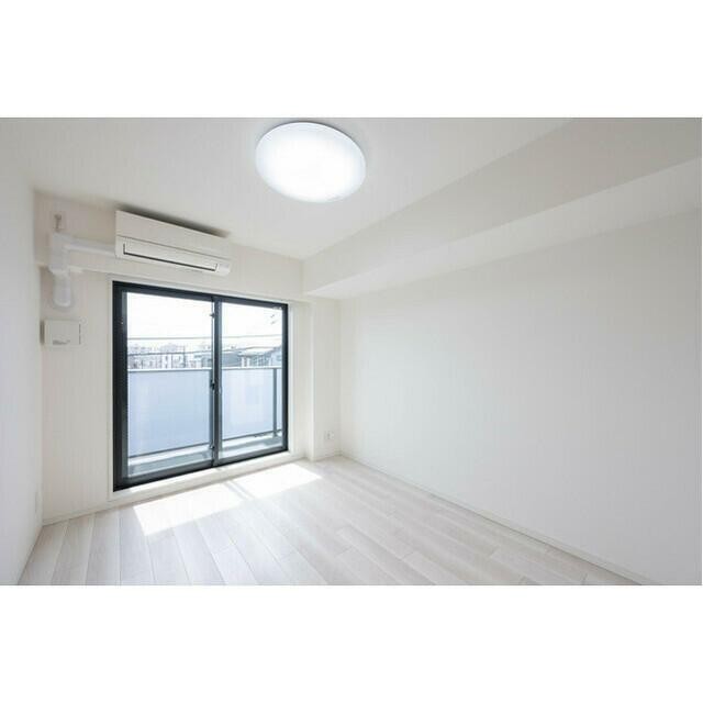 (居間)