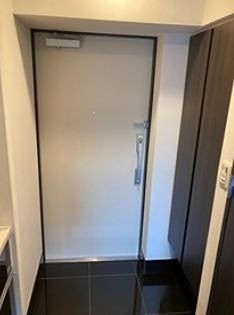 ※同仕様写真含む(玄関)