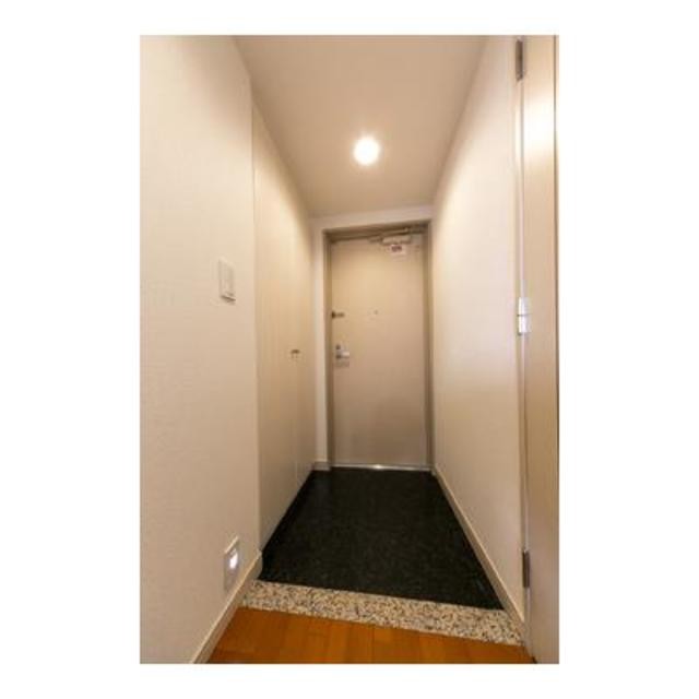 ※写真は同タイプ住戸です。(玄関)