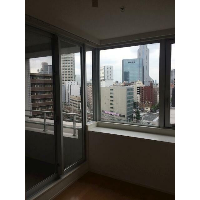 (居間)