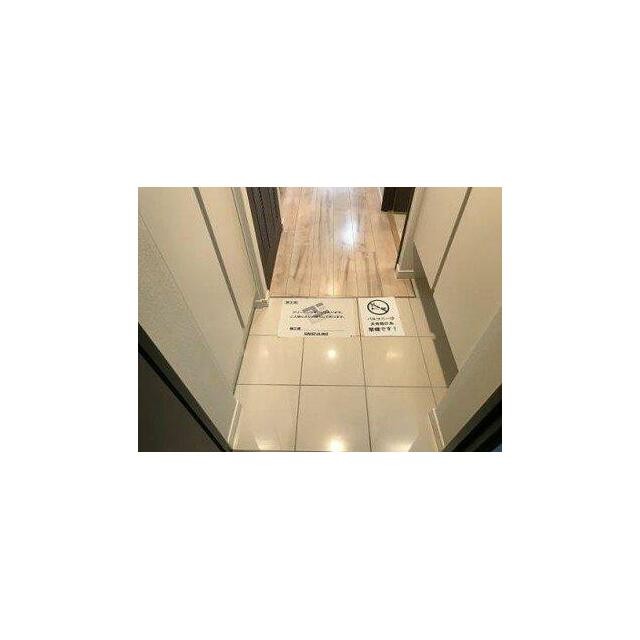 (玄関)