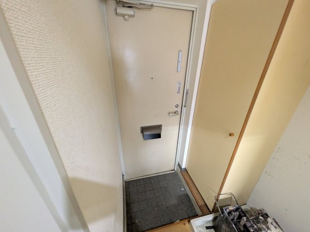 (玄関)