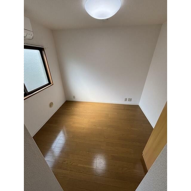 (居間)