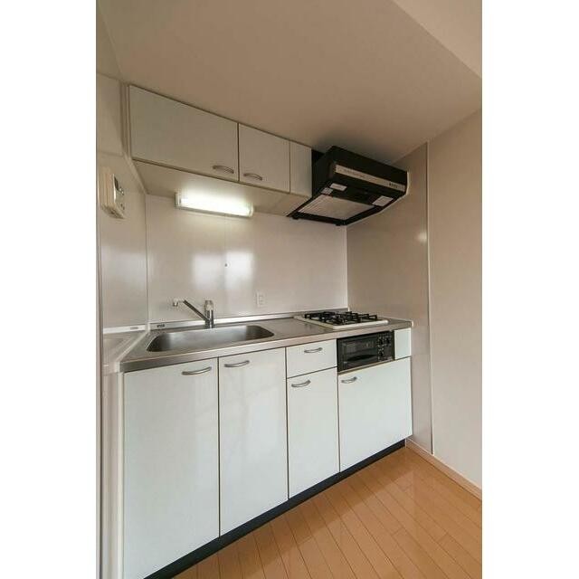 ※写真は同タイプ住戸です。(キッチン)