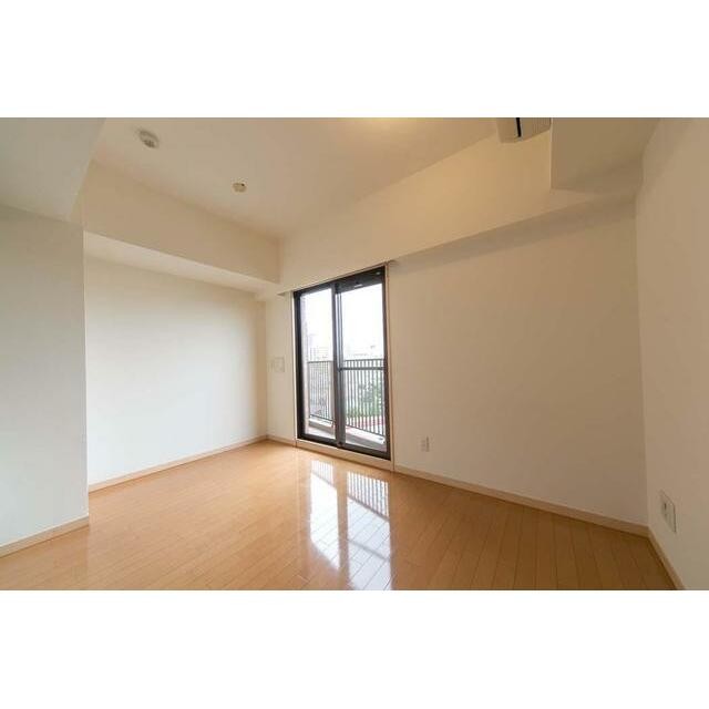 ※写真は同タイプ住戸です。(居間)