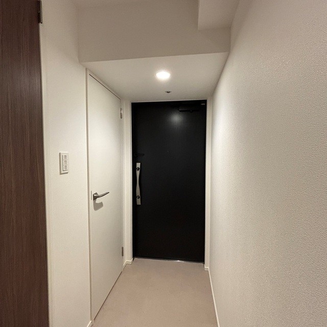 ※写真は同タイプ住戸です。(玄関)