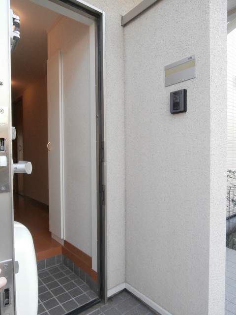(玄関)