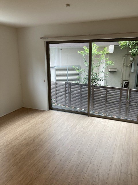 (居間)