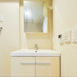 ※同仕様写真含む(内装)