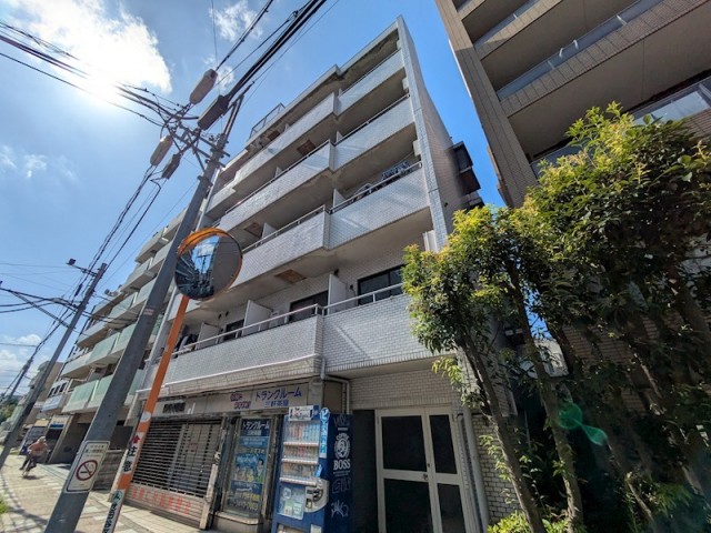 世田谷区三軒茶屋２丁目 【賃貸居住】マンション