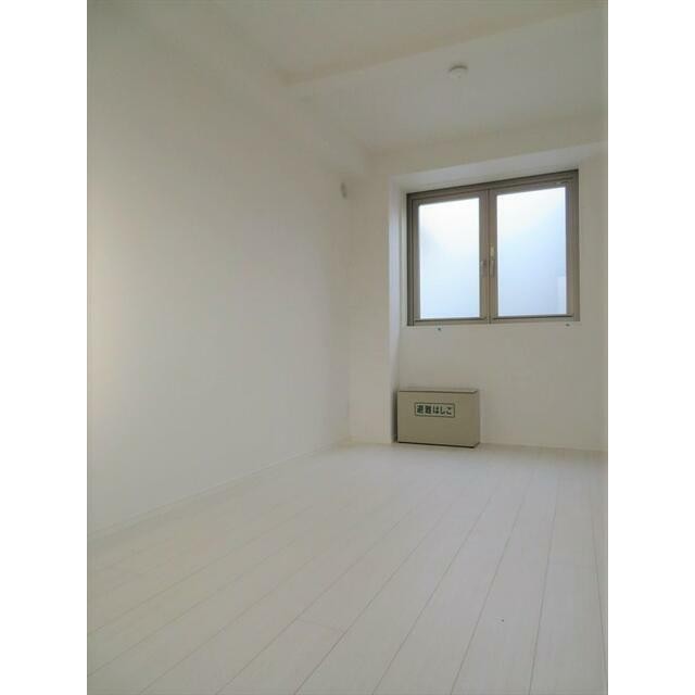 (居間)