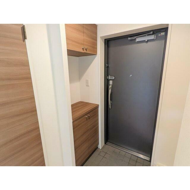 (玄関)