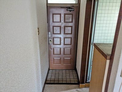 ※同仕様写真含む(玄関)