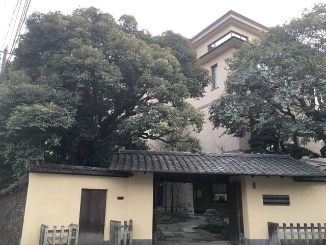新宿区若宮町１０丁目 【賃貸居住】マンション