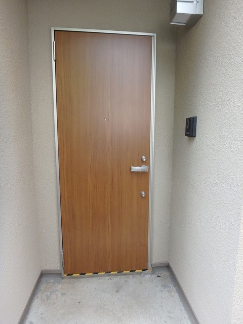 (玄関)