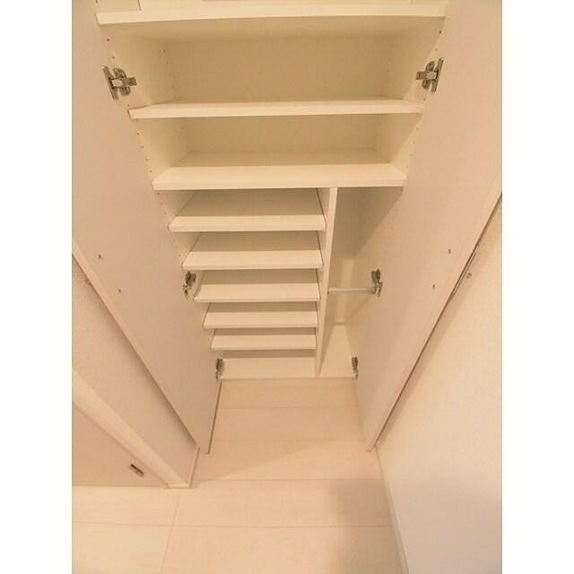 ※同仕様写真含む(玄関)