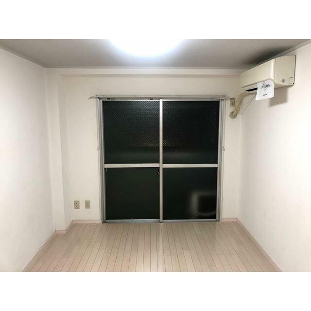※同仕様写真含む(居間)