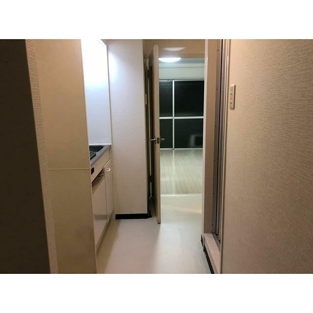 ※同仕様写真含む(玄関)