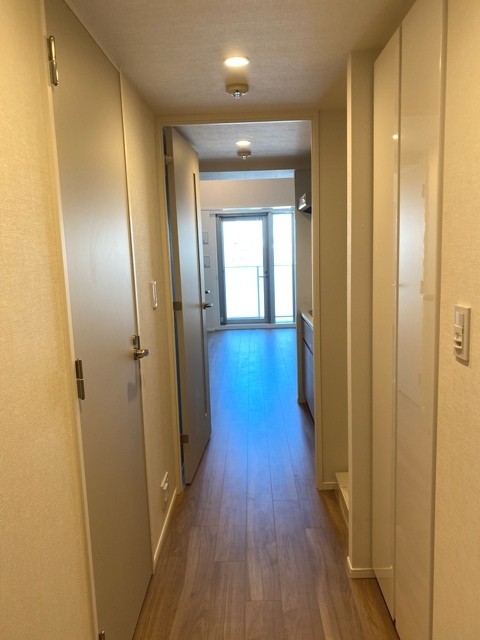 ※写真は同タイプ住戸です。(玄関)