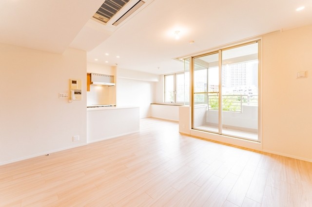 ※写真は同タイプ住戸です。(居間)
