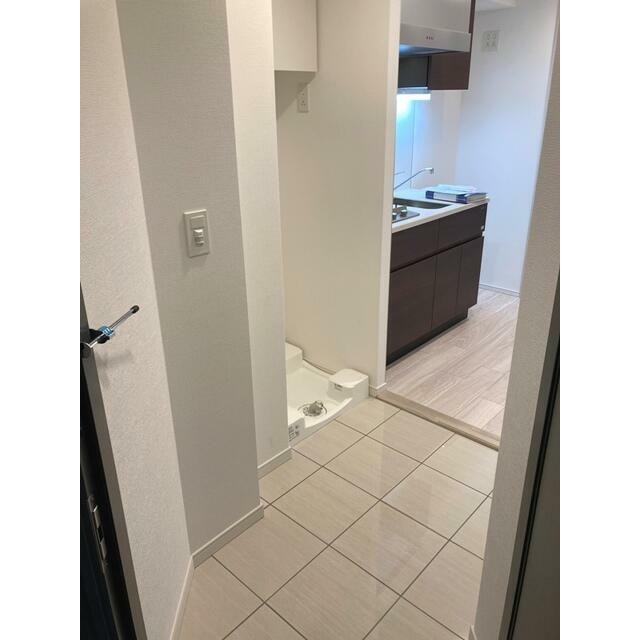 ※写真は同タイプ住戸です。(玄関)