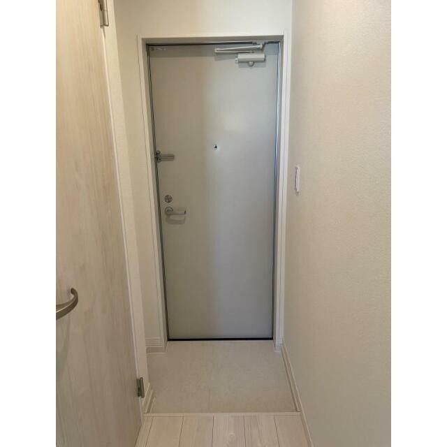 (玄関)