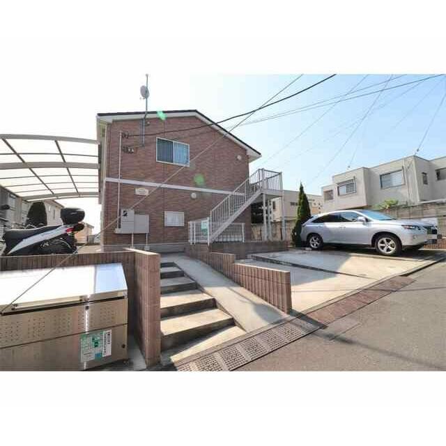 横浜市青葉区美しが丘４丁目 【賃貸居住】アパート