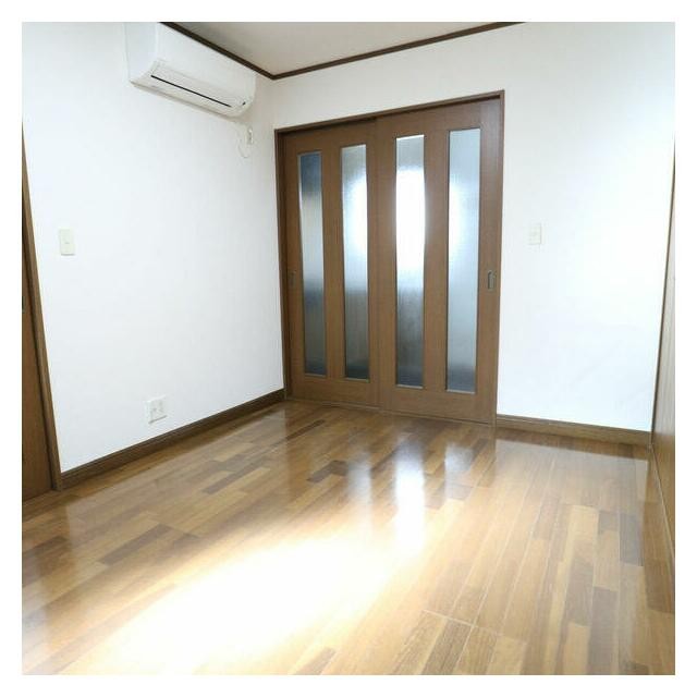 (居間)