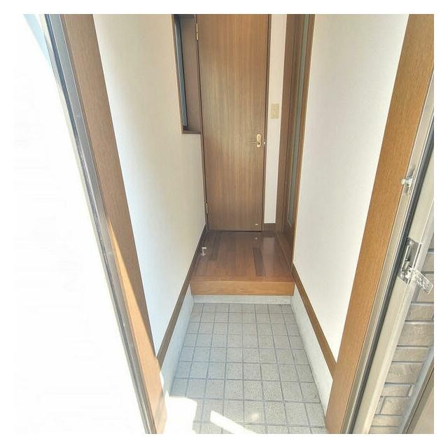 (玄関)