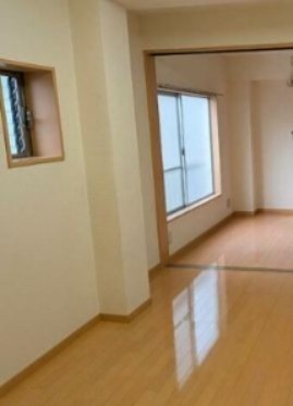 (居間)
