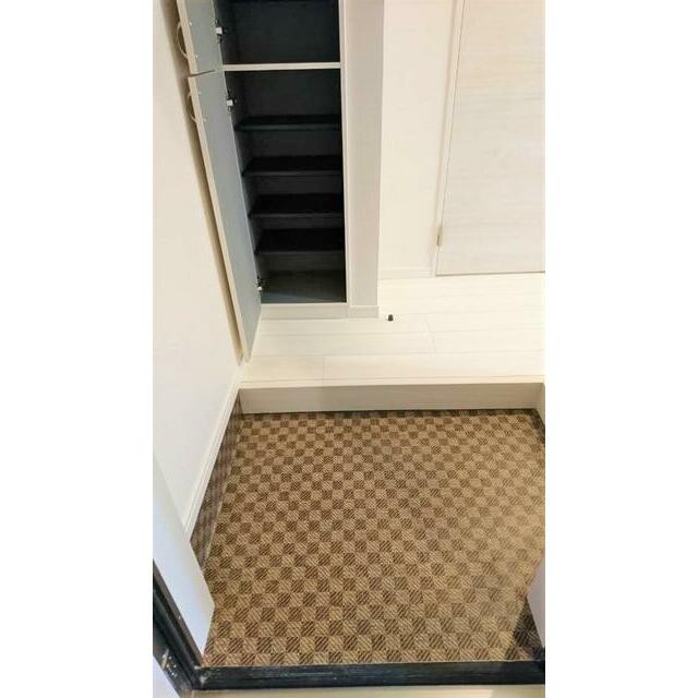 (玄関)