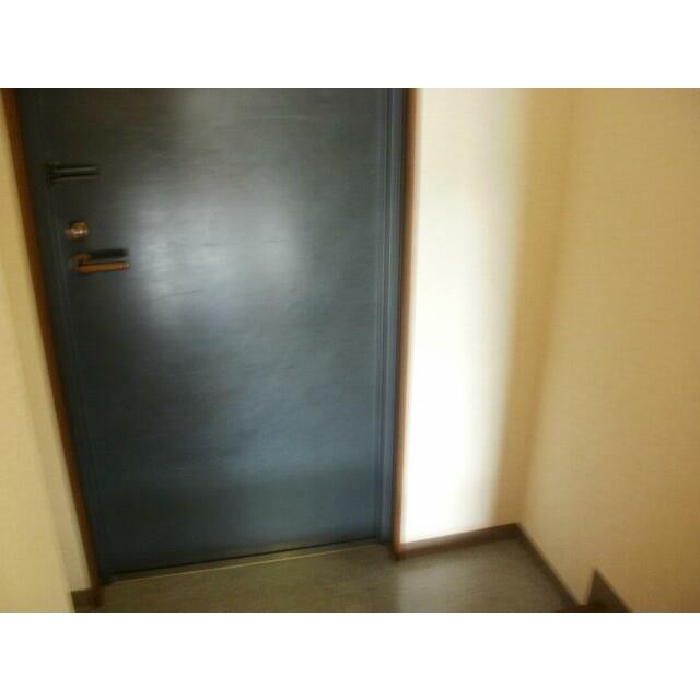 ※別部屋参考写真(玄関)