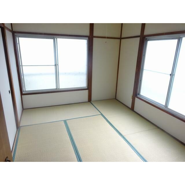 (居間)