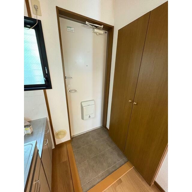 (玄関)