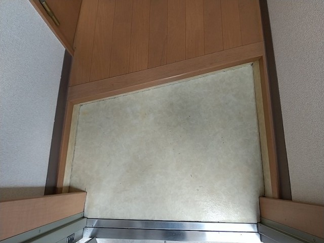 (玄関)