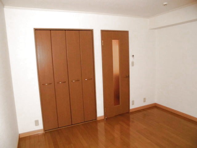 (居間)