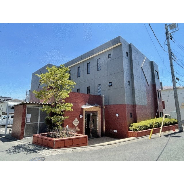 川崎市高津区北見方２丁目 【賃貸居住】マンション