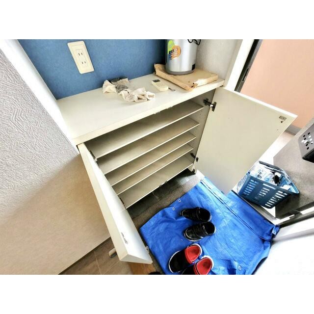 リフォーム中です(玄関)