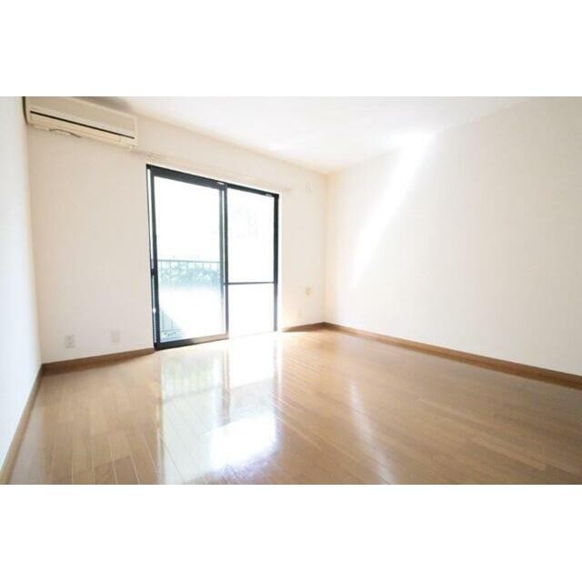(居間)
