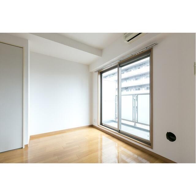 同タイプの部屋の写真(居間)