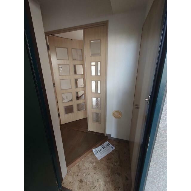 (玄関)