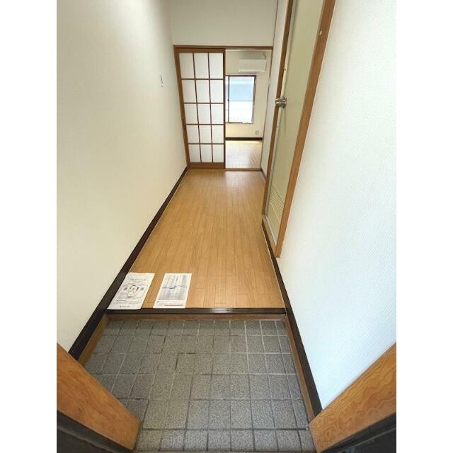 (玄関)