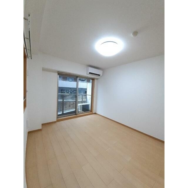 (居間)