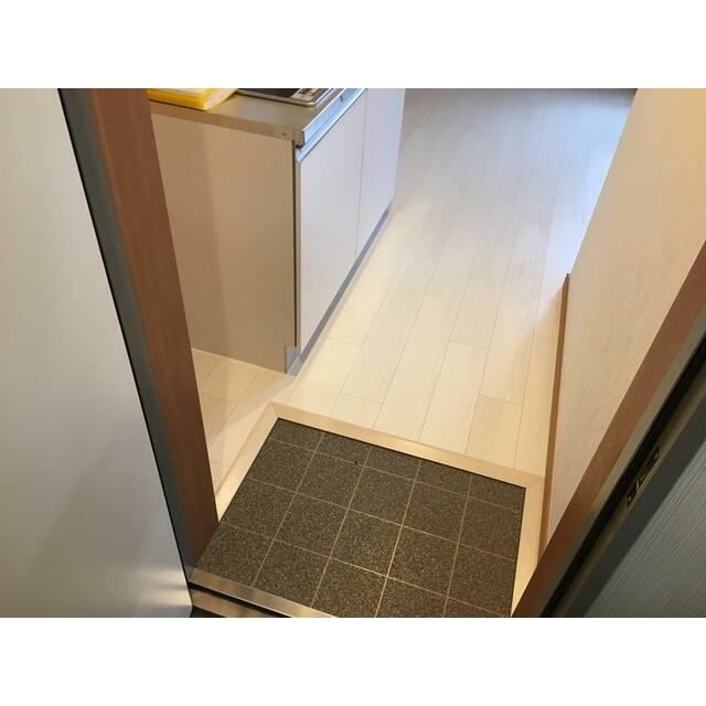 (玄関)