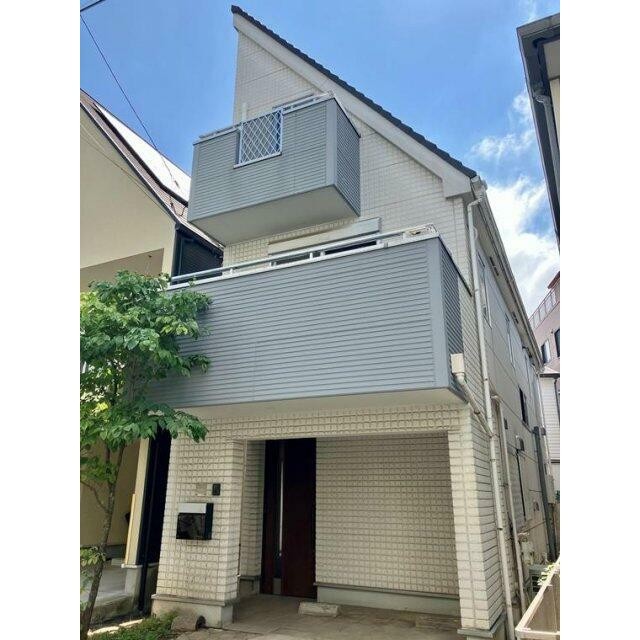 目黒区上目黒２丁目 【賃貸居住】一戸建