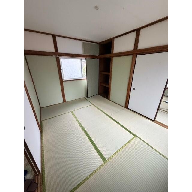 (居間)