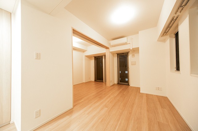 ※写真は同タイプ住戸です。(居間)