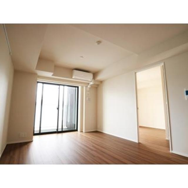 ※写真は同タイプ住戸です。(居間)